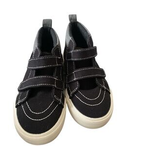 Old Navy Black and White Kids Sneakers. Brand new.